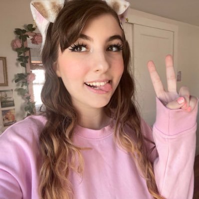 Shy Lia