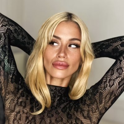 Lilie Rose